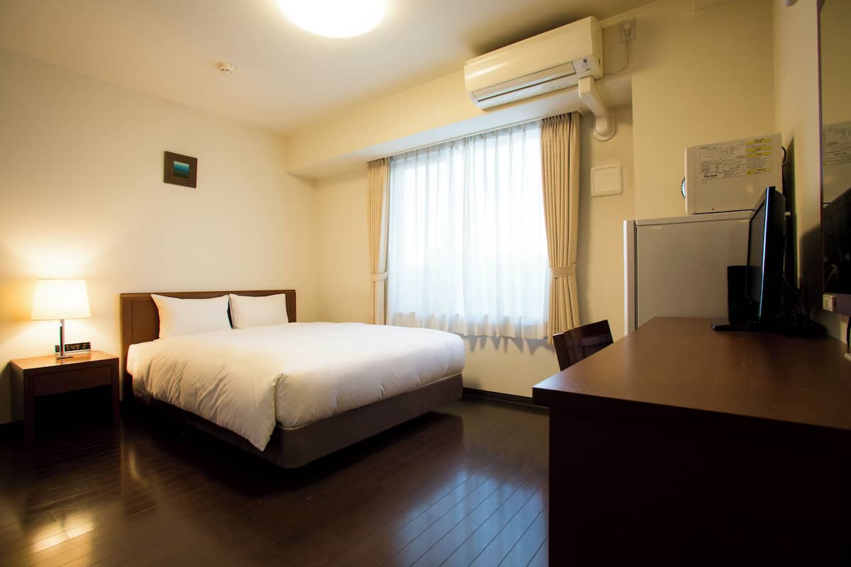 Chambres insonorisées, fer et planche à repasser, Wi-Fi gratuit