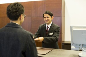 Reception - Hotel Hakata Place (Fukuoka)