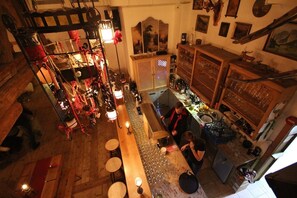 Bar (en la propiedad)