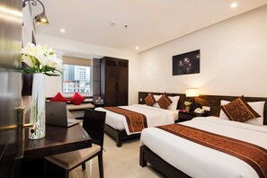 Deluxe Triple Room | Premium bedding, minibar, in-room safe, desk - Edele Hotel (Nha Trang)