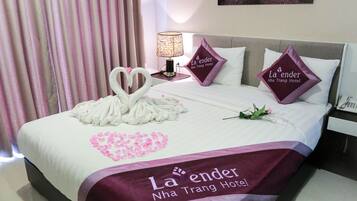 Minibar, in-room safe, free WiFi