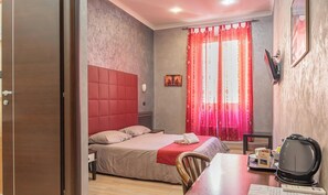 Deluxe Room | 1 bedroom, desk, blackout curtains, free WiFi