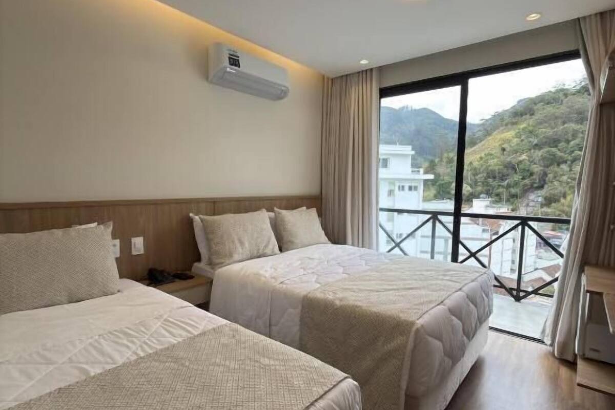 Habitació prèmium | 1 dormitori, roba de llit hipoal·lergògena i minibar