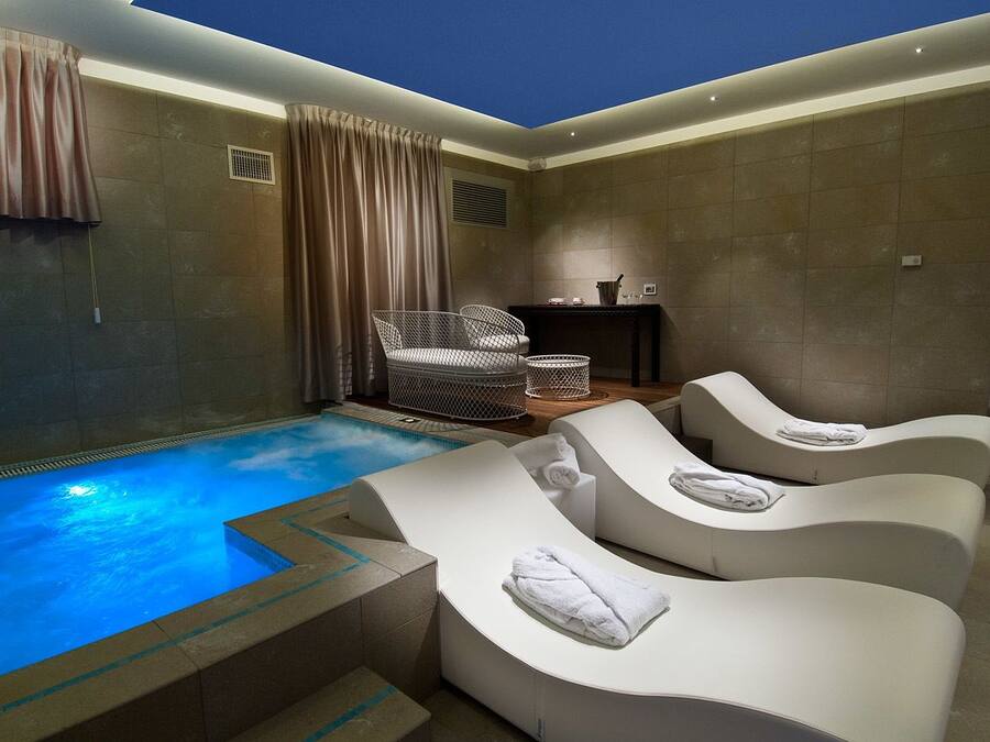 Bain à remous intérieur