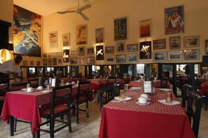 Daily full breakfast (USD 10 per person)