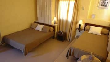 Coffres-forts dans les chambres, bureau, rideaux occultants