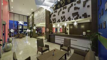 บริเวณนั่งเล่นที่ล็อบบี้