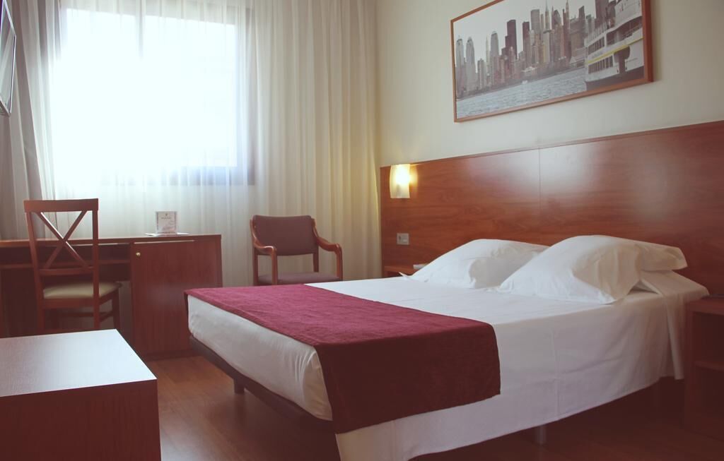 Minibar, desk, free cribs/infant beds, free WiFi