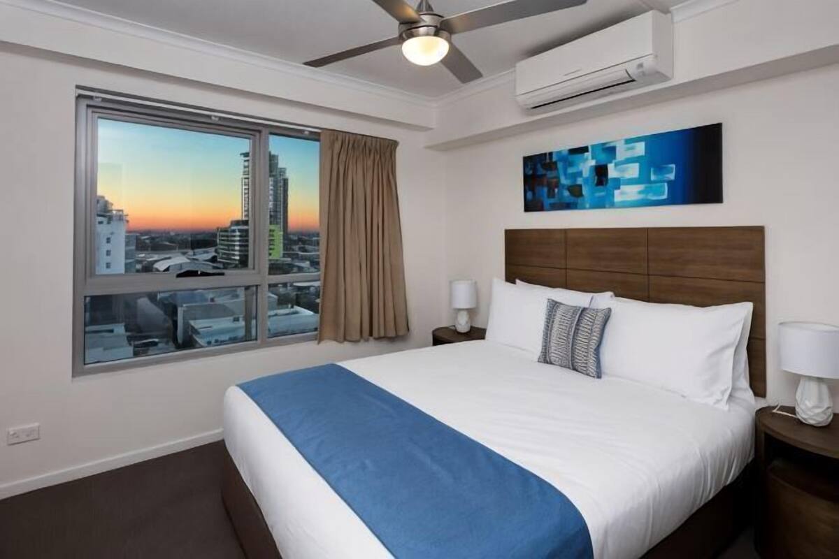 1 kamar tidur, meja kerja, ruang kerja ramah laptop, dan kedap suara