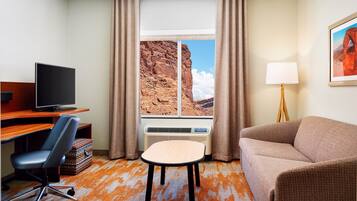 Zimmersafe, Schreibtisch, laptopgeeigneter Arbeitsplatz