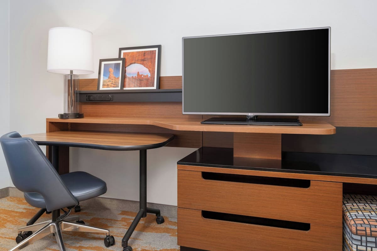 In-room safe, desk, laptop workspace, blackout drapes