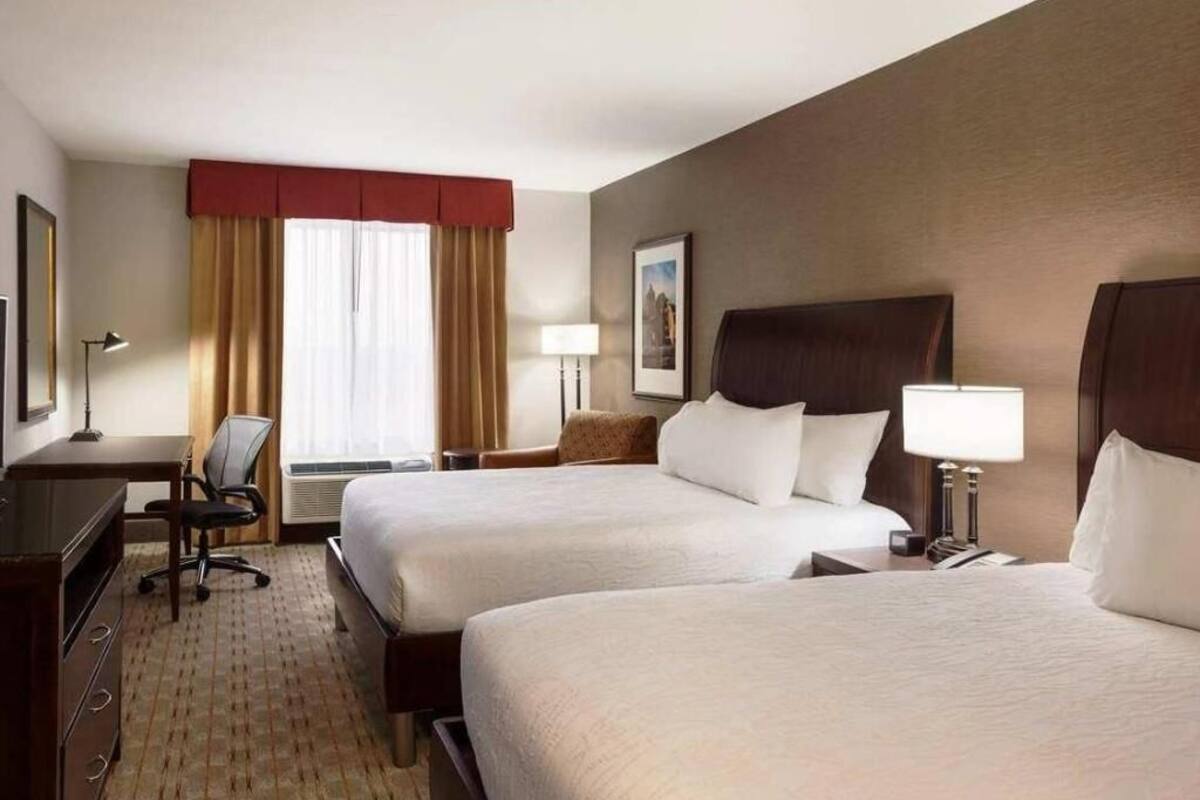 Chambres insonorisées, fer et planche à repasser, Wi-Fi gratuit