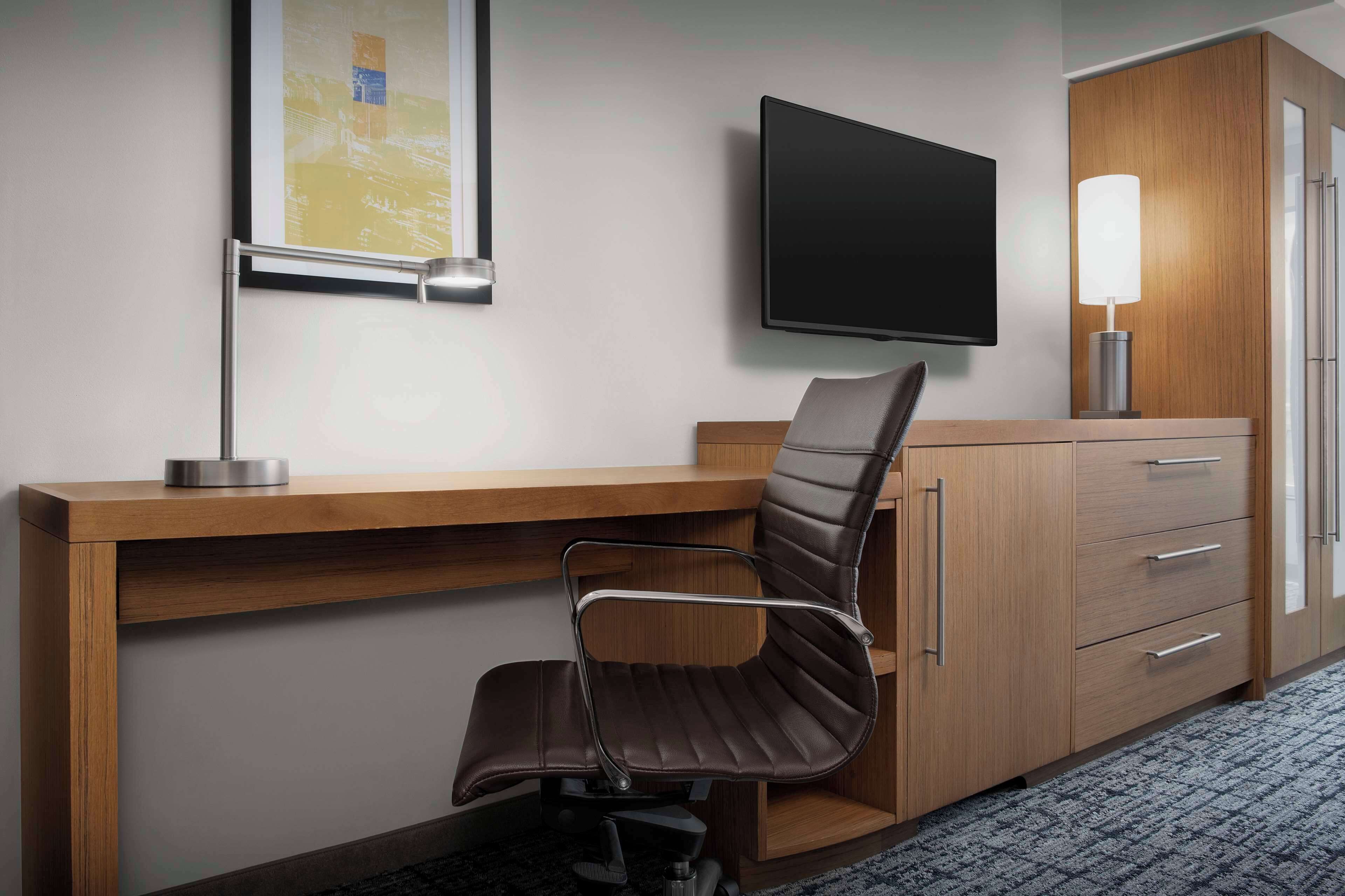 in-room safe, desk, laptop workspace, blackout curtains