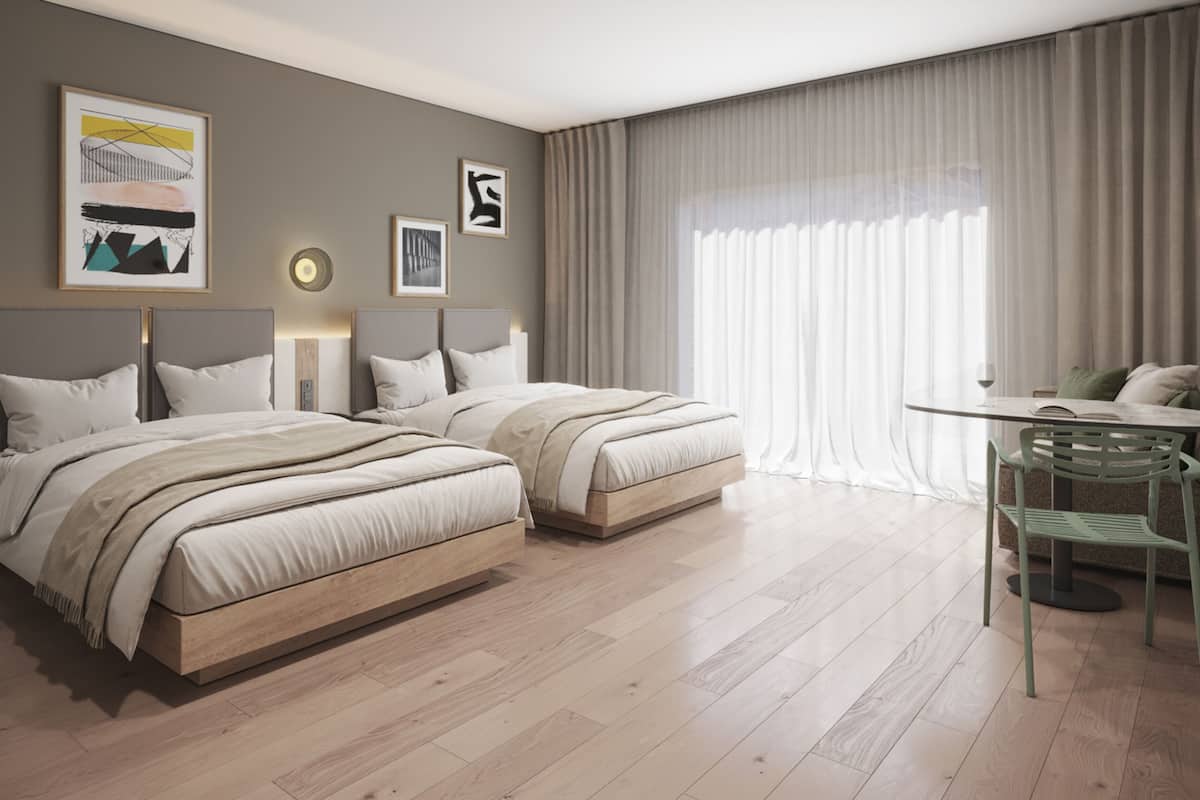 Chambre, 2 grands lits | Literie de qualité, couette en duvet, coffre-fort, décor unique