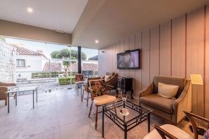 Reception - Pousada Castelo de Óbidos - Historic Hotel (Obidos)