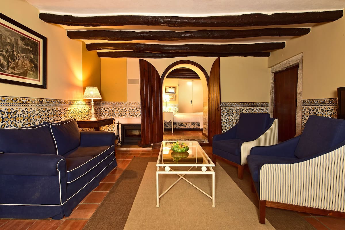 Suite (Cottage) | 1 bedroom, minibar, in-room safe, blackout drapes