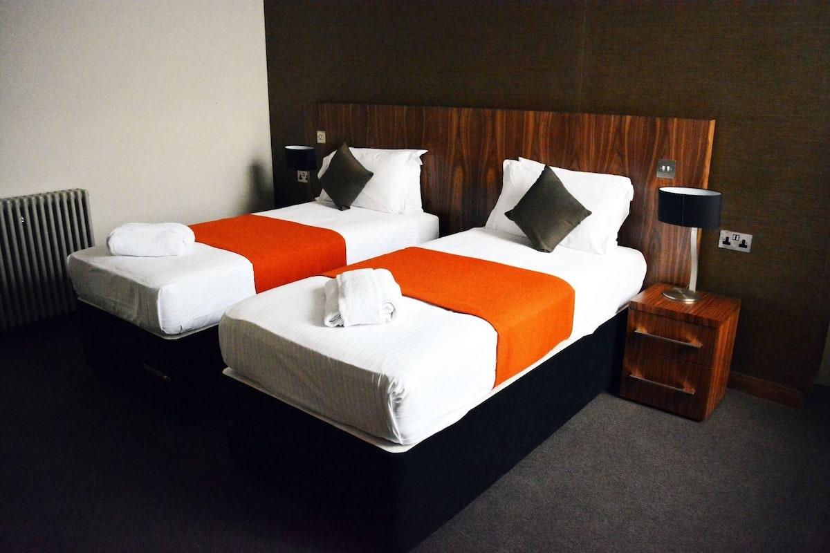 Quarto duplo clássico | Roupas de cama de algodão egípcio, roupas de cama premium, escrivaninha