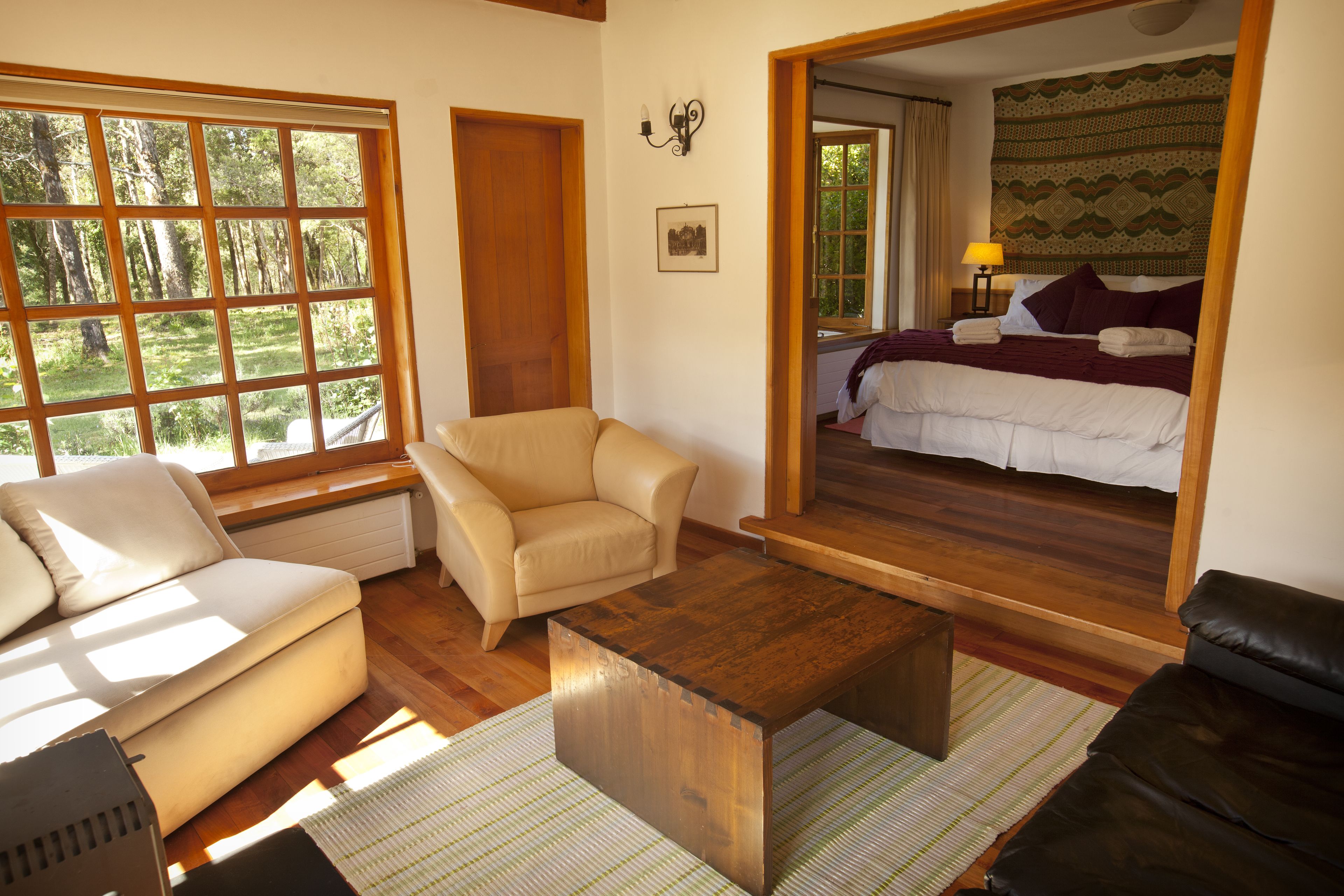 suite | living area | tv