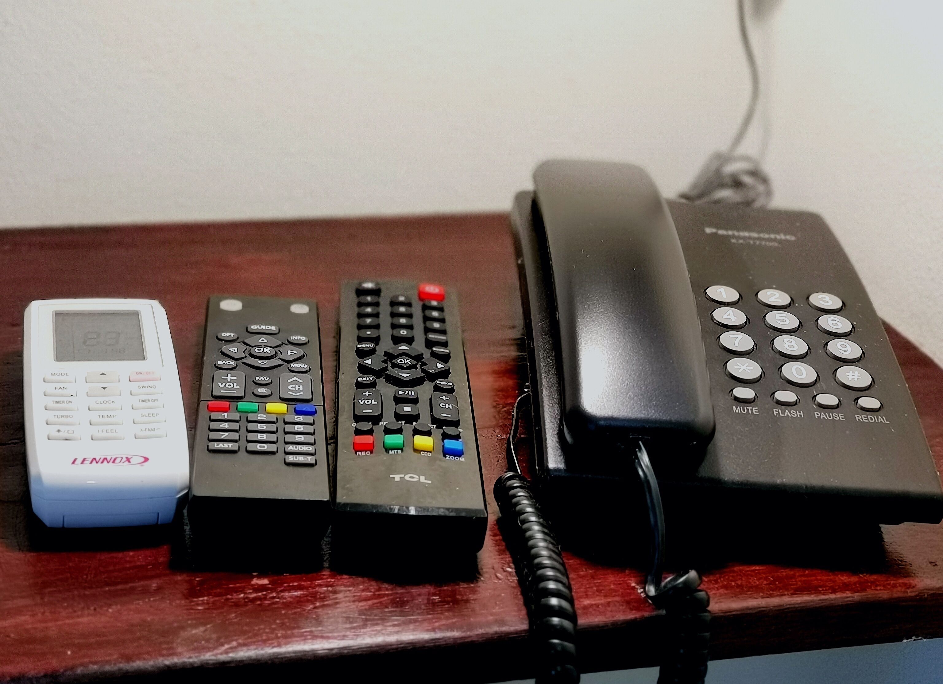 standard single room | premium bedding, individually decorated, individually furnished