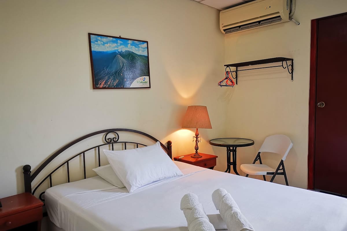 เครื่องนอนระดับพรีเมียม, ผ้าม่านกันแสง, Wi-Fi ฟรี
