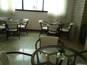 Breakfast, lunch, dinner served; Brazilian cuisine  - Hotel Vilamar Salvador (Salvador)