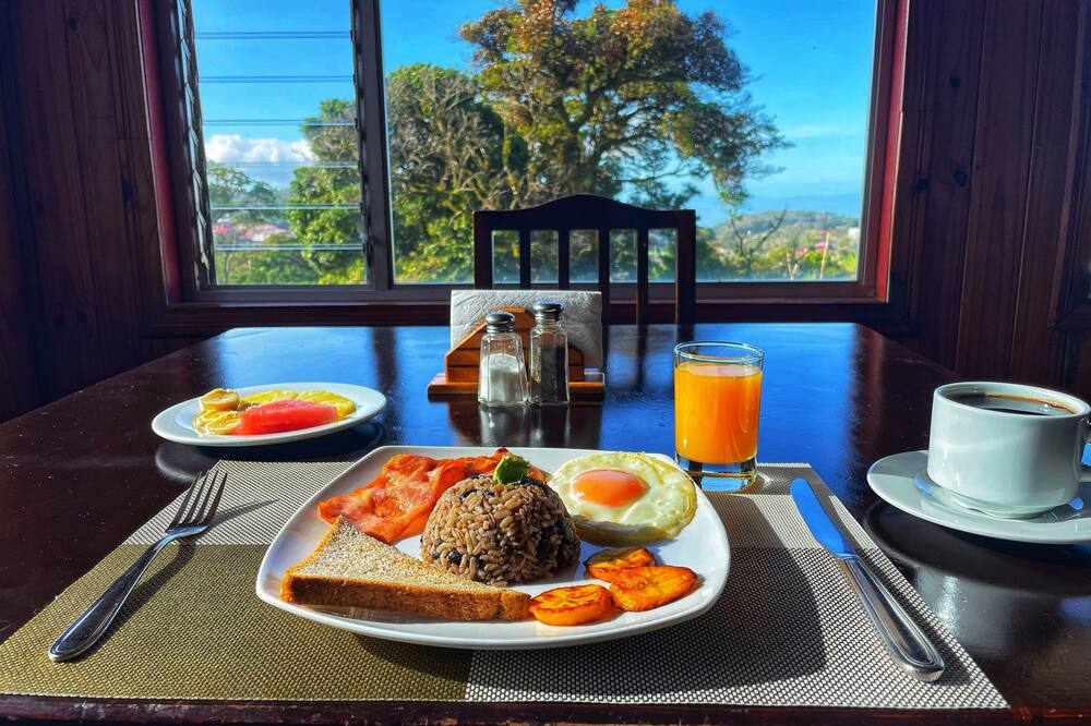 Mar Inn Bed & Breakfast