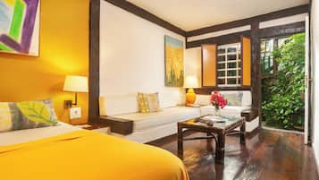Minibar, camas plegables/adicionales, wifi gratis y ropa de cama