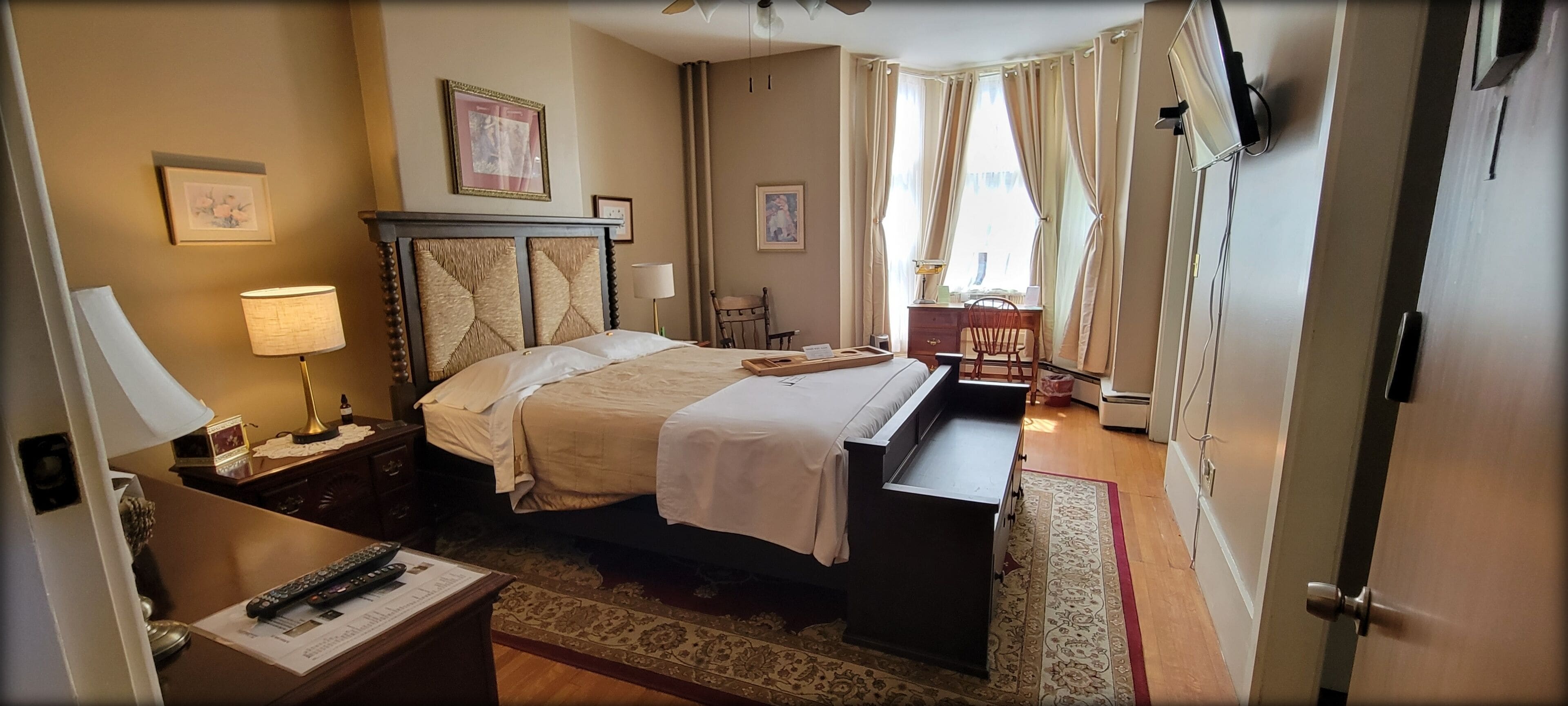 Suite (Kelsey) | Egyptian cotton sheets, premium bedding, individually decorated