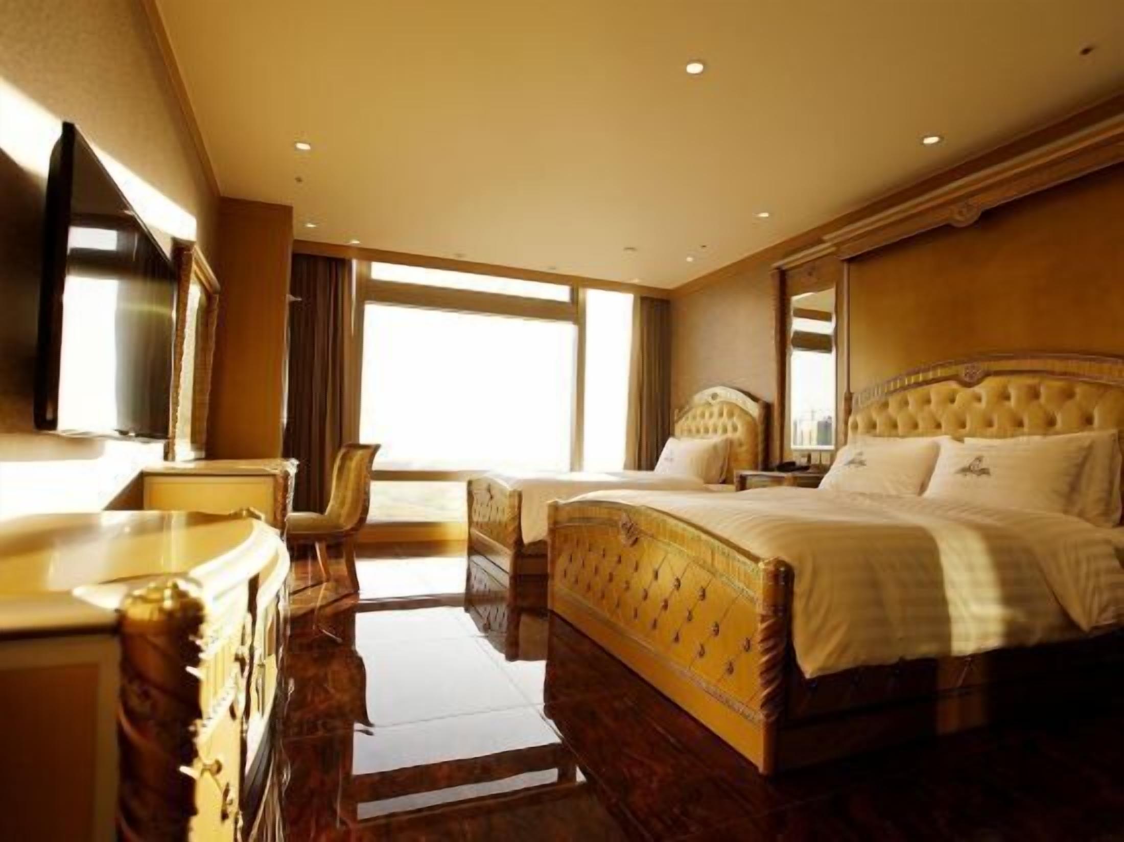 Down comforters, individually furnished, desk, blackout drapes