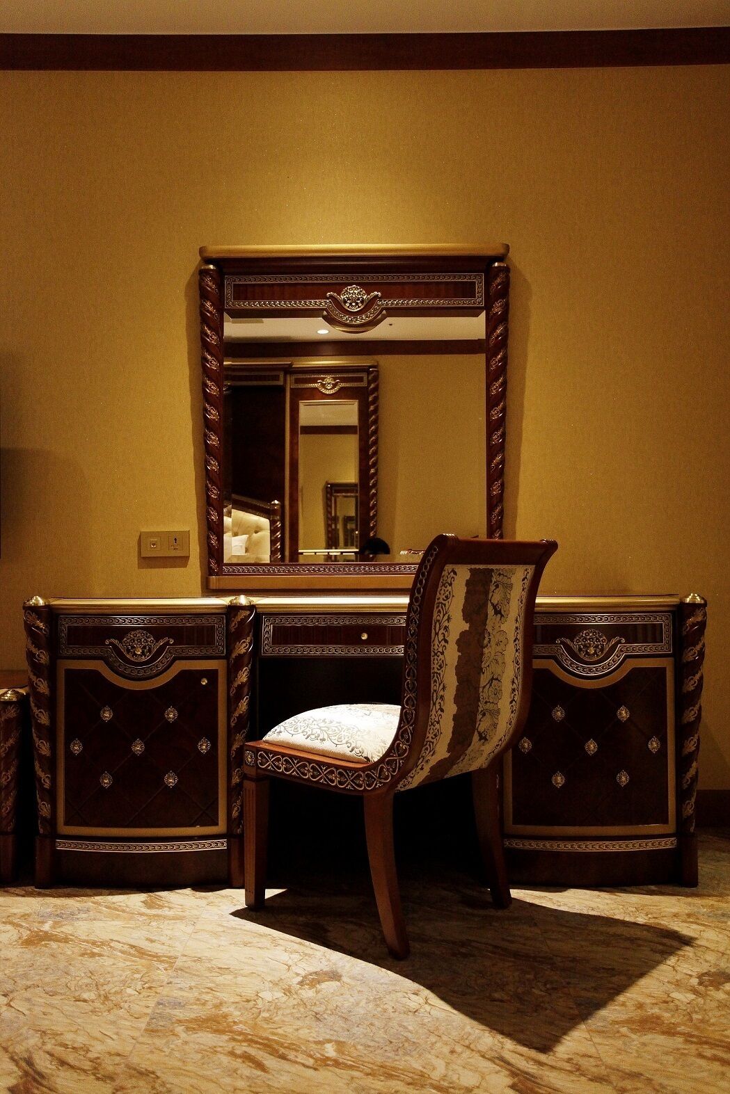 sky deluxe | 1 bedroom, down duvets, individually furnished, desk