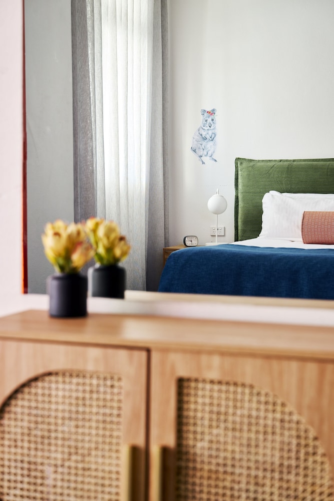 Bailey's Parkside Motel by null