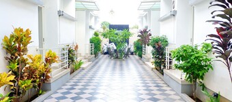 Kubu Anyar Hotel