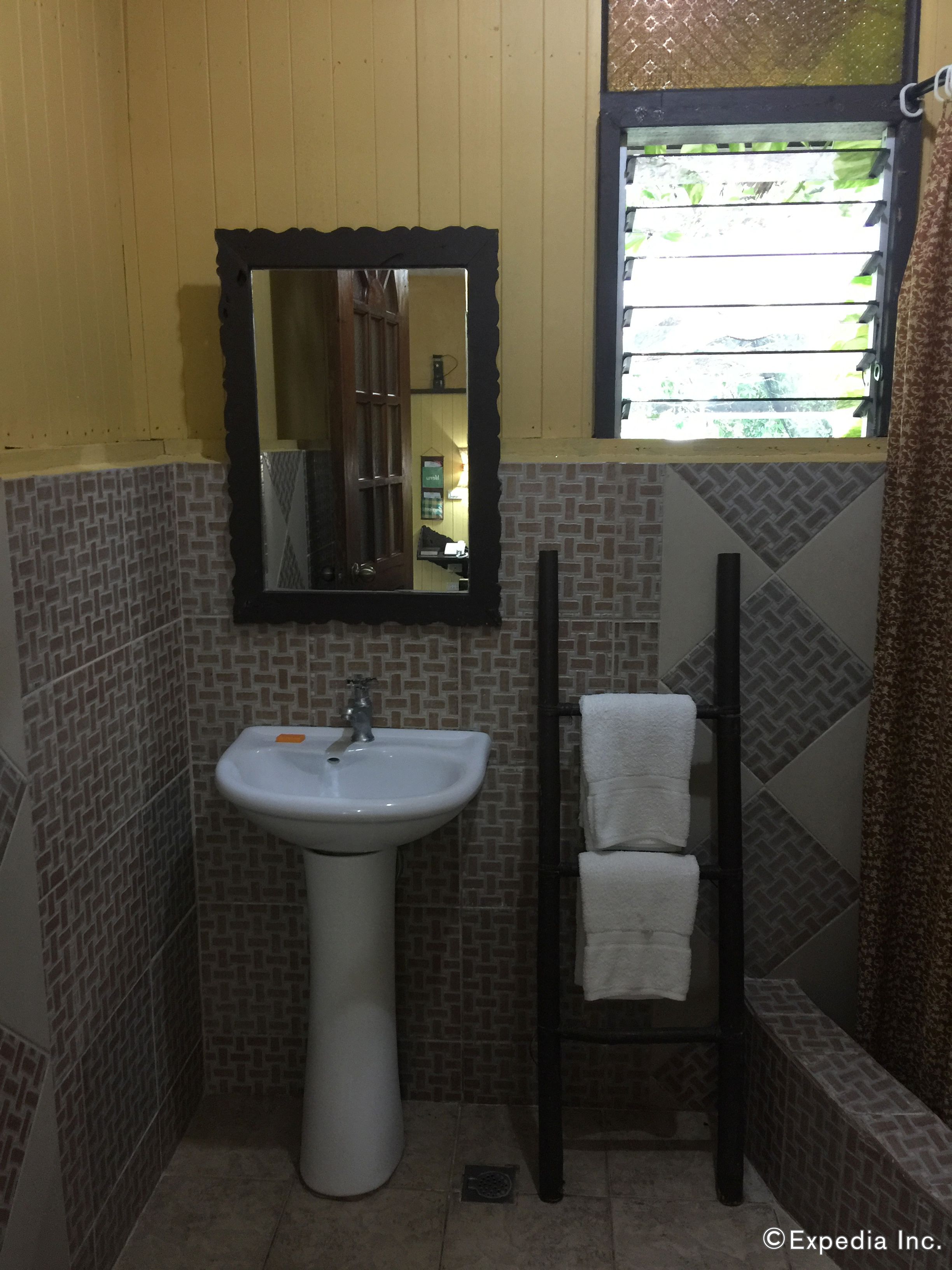 Chậu rửa trong phòng tắm