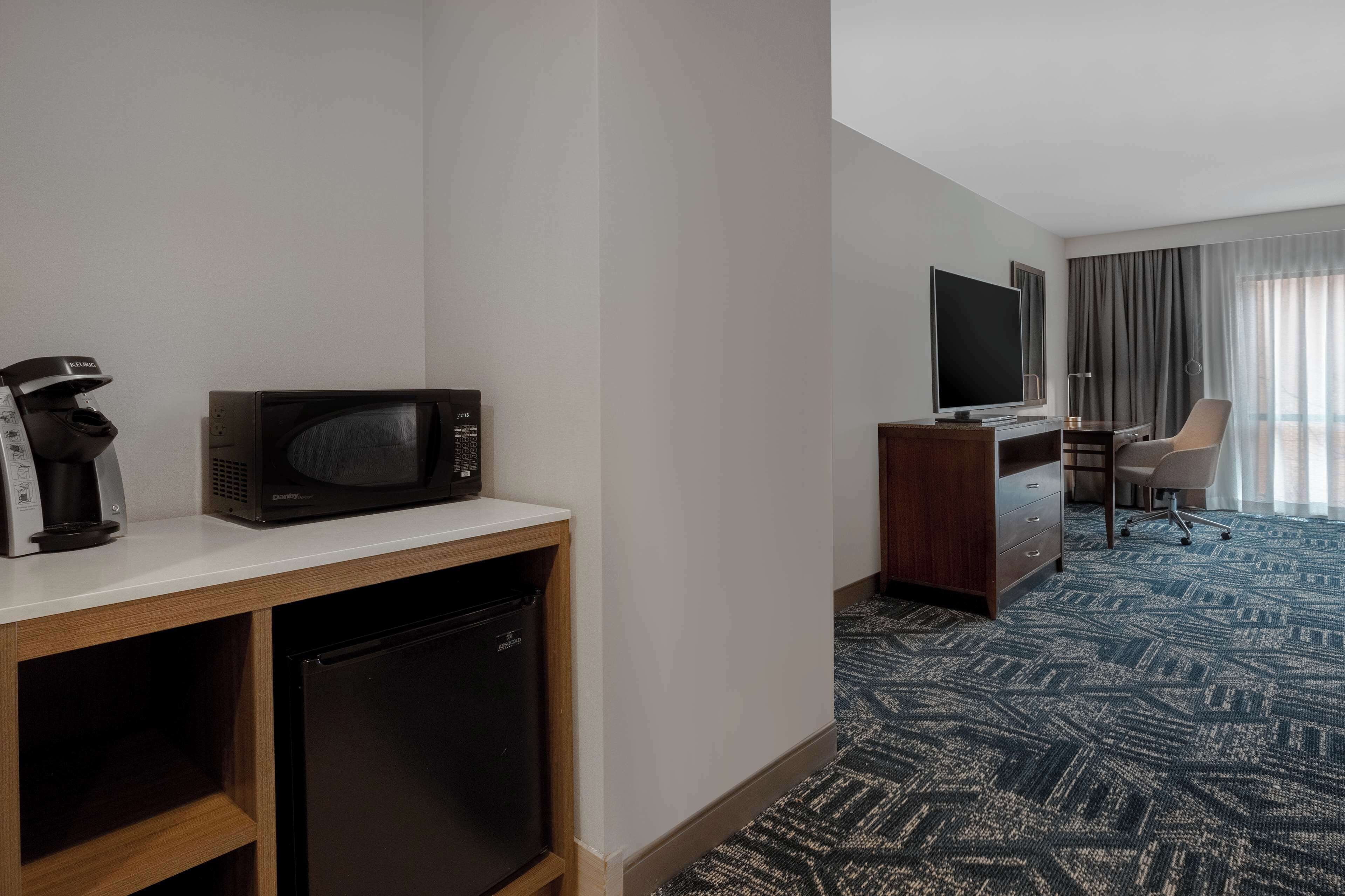 Photo - Hilton Garden Inn Burlington Downtown