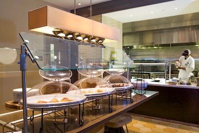 Hilton Garden Inn Burlington Downtown