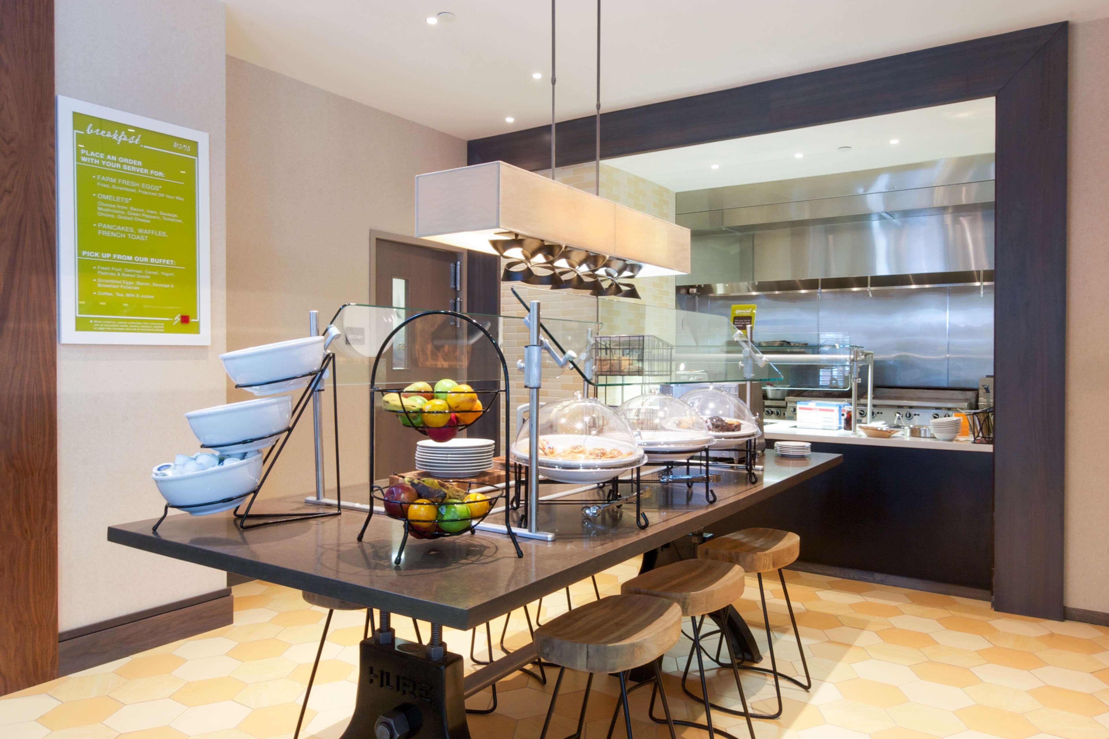 breakfast, lunch, dinner served; american cuisine