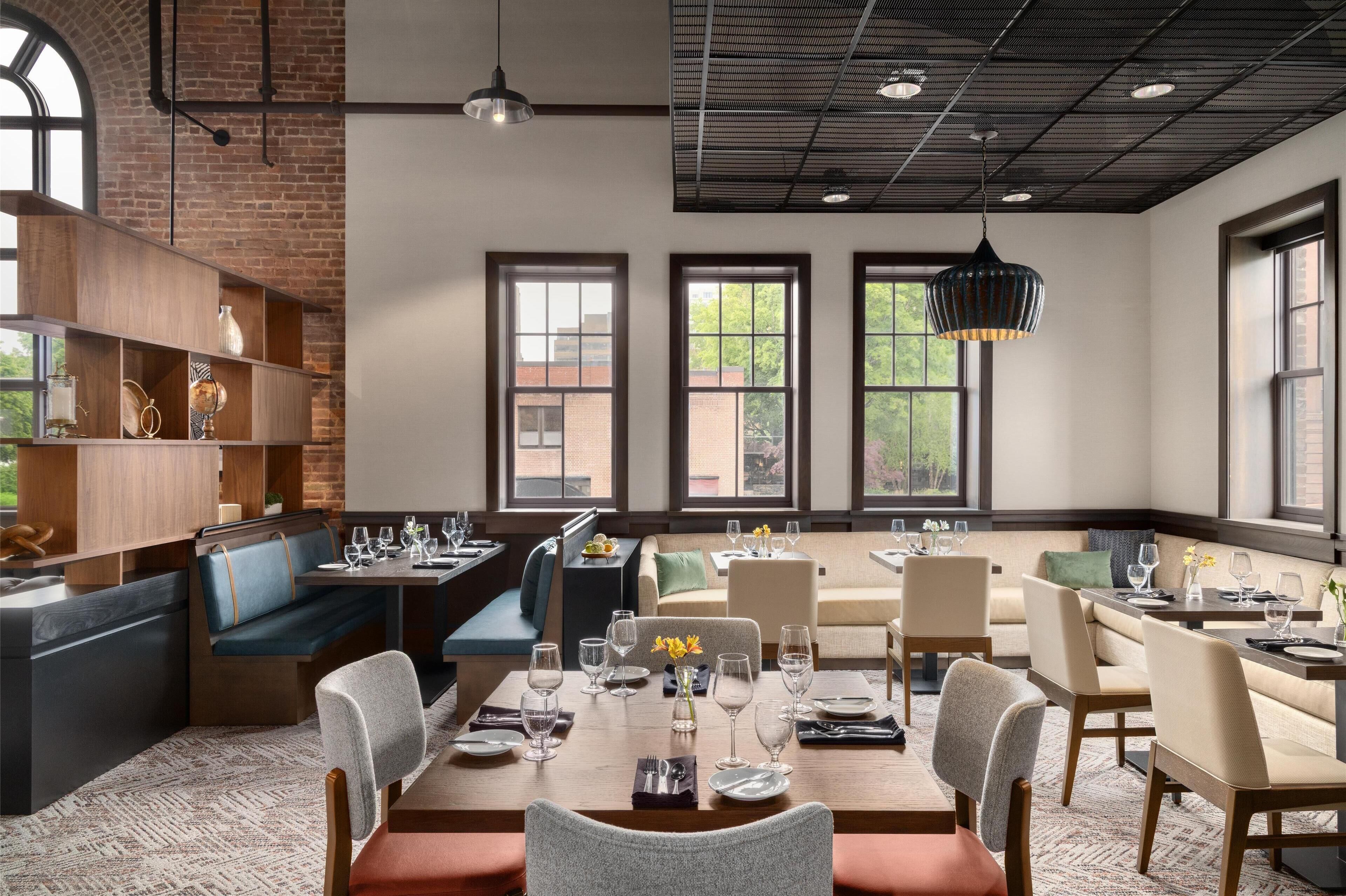 Se sirven desayunos, almuerzos, cenas y cocina americana 