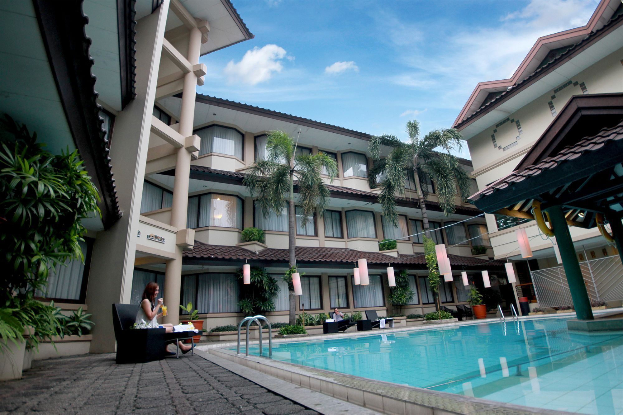 Bentani Hotel & Residence