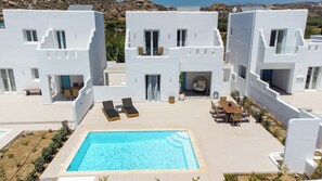 Front of property - Depis Edem Luxury Villas (Naxos)