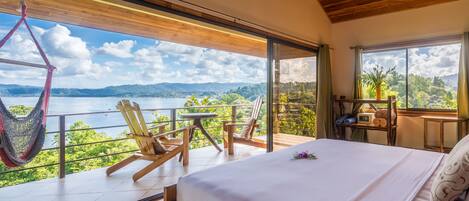 Bungalow with Panoramic Sea View | 1 ๊ฐ์ ์นจ์ค, ์ด์งํธ์ฐ ๋ฉด ์ํธ, ๊ณ ๊ธ ์นจ๊ตฌ, ํ๋ก์ฐํ ์นจ๋