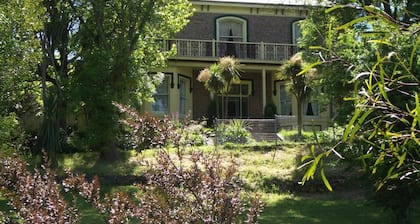 Lucinda B&B