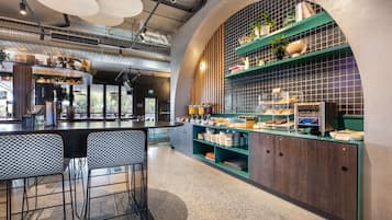 Colazione continentale inclusa, servita tutte le mattine