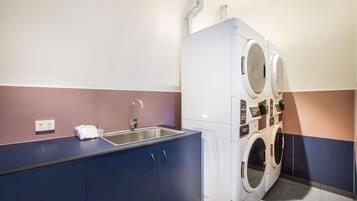 Ruang laundry