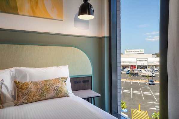 Iron/ironing board, free WiFi, bed sheets - Nightelier Mitchelton The Brook (Mitchelton)