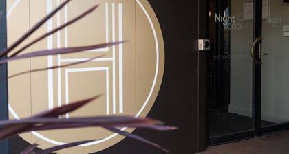 Nightcap at Hendon Hotel