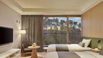 Deluxe Twin Room | 2 bedrooms, premium bedding, blackout drapes, free WiFi