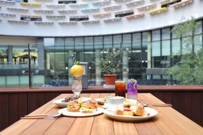 Breakfast, lunch, dinner served; Korean cuisine - Lotte Buyeo Resort (Buyeo)