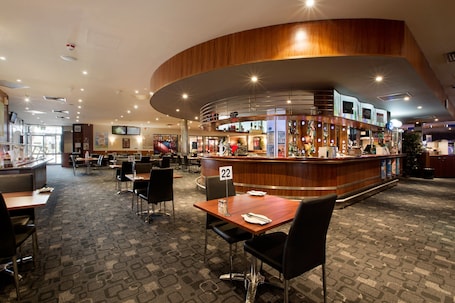 Lunch and dinner served. Nightcap at Playford Tavern