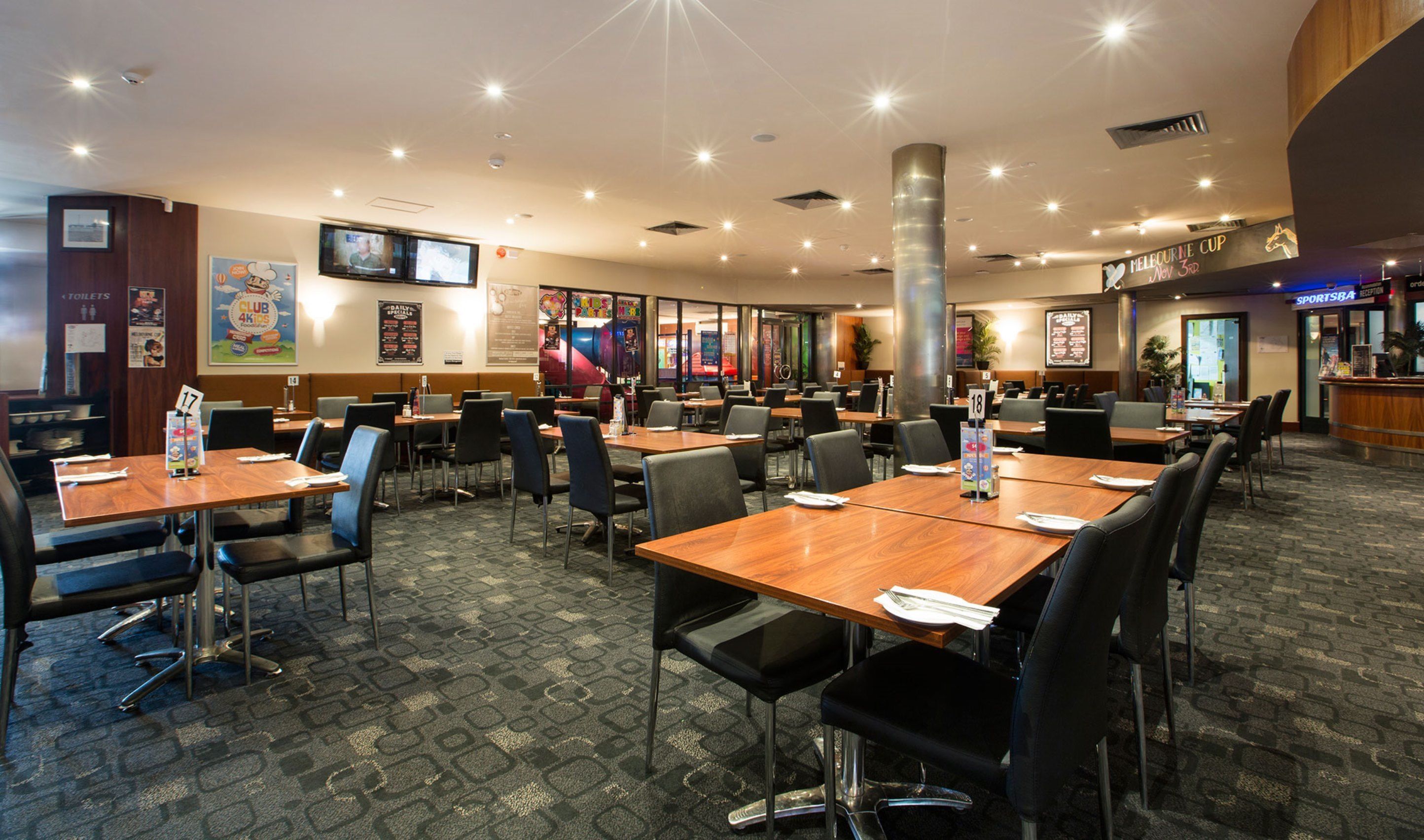 lunch and dinner served