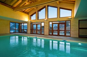 Piscine couverte